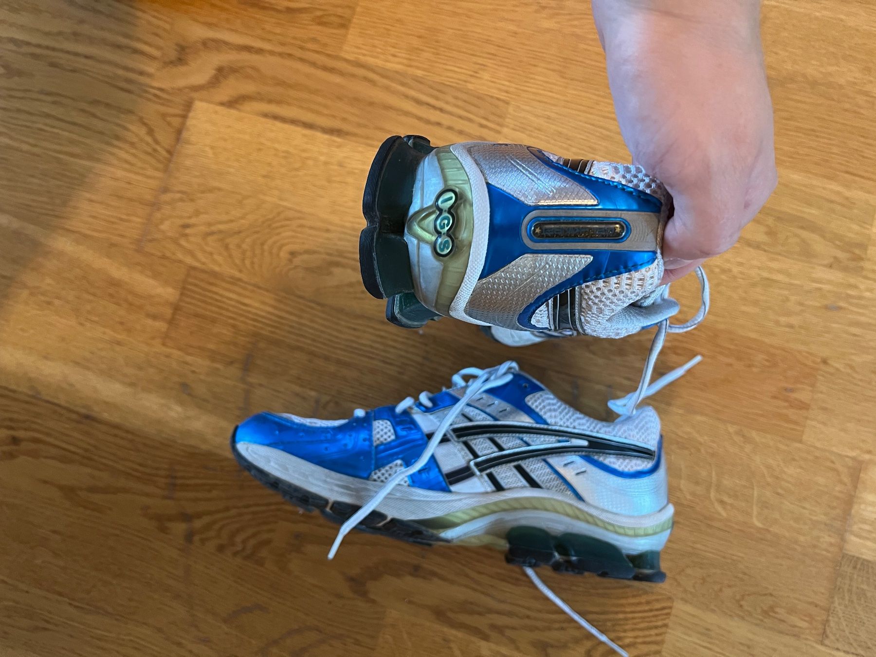 Asics Scarpe da uomo: Asics Gel-Kinsei Grösse 44.5 – Usato da Zürich venduto da aur_w2ms 2