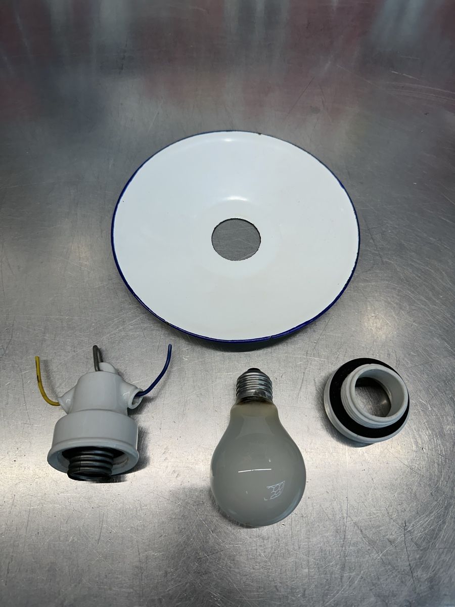 Lampade: Alte Emaille Lampe Top Zustand! – Usato da Schwende venduto da weesli 2