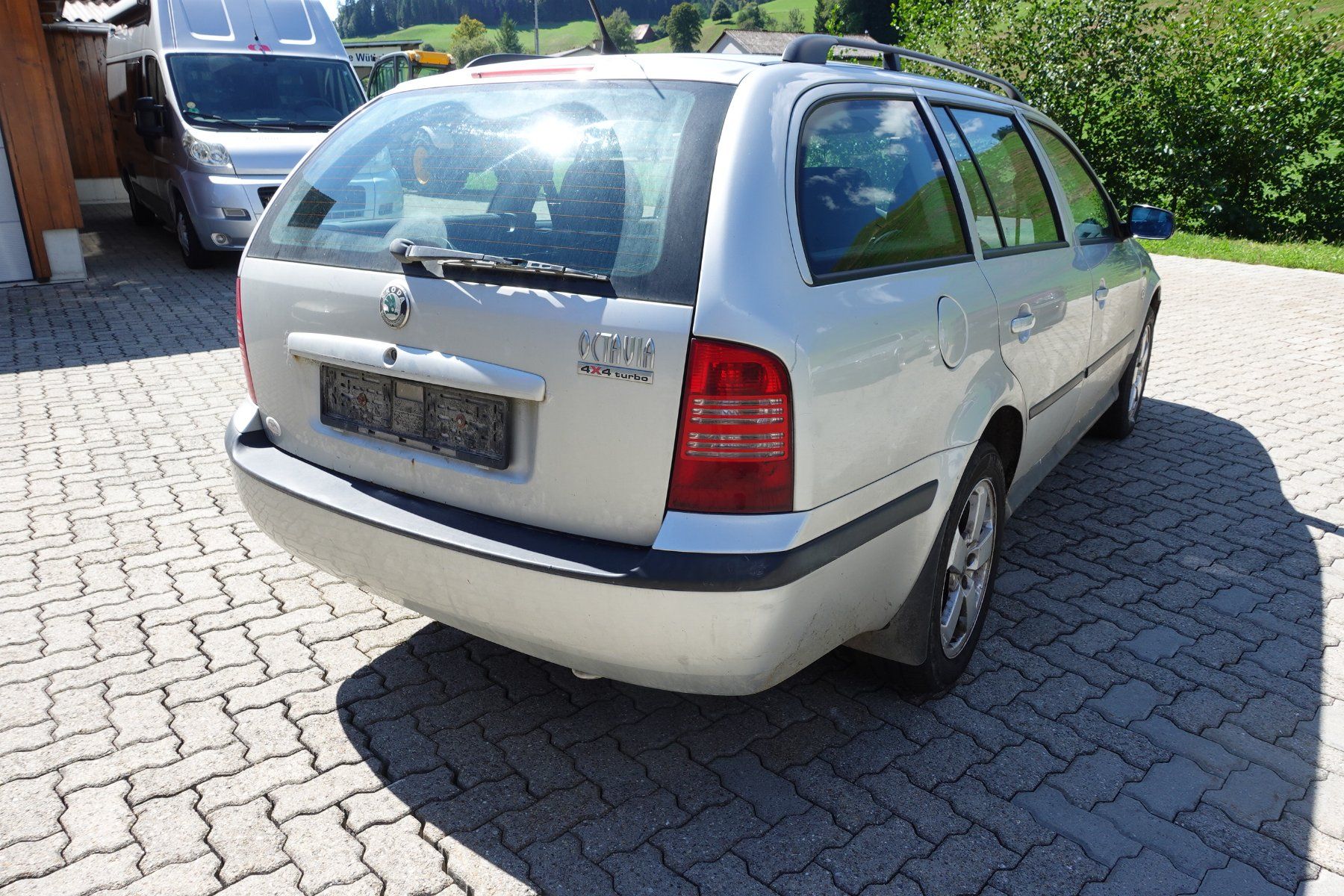 Skoda Automobili: Skoda Octavia Combi 4x4 – Usato da Rüegsbach venduto da Garage3418 4