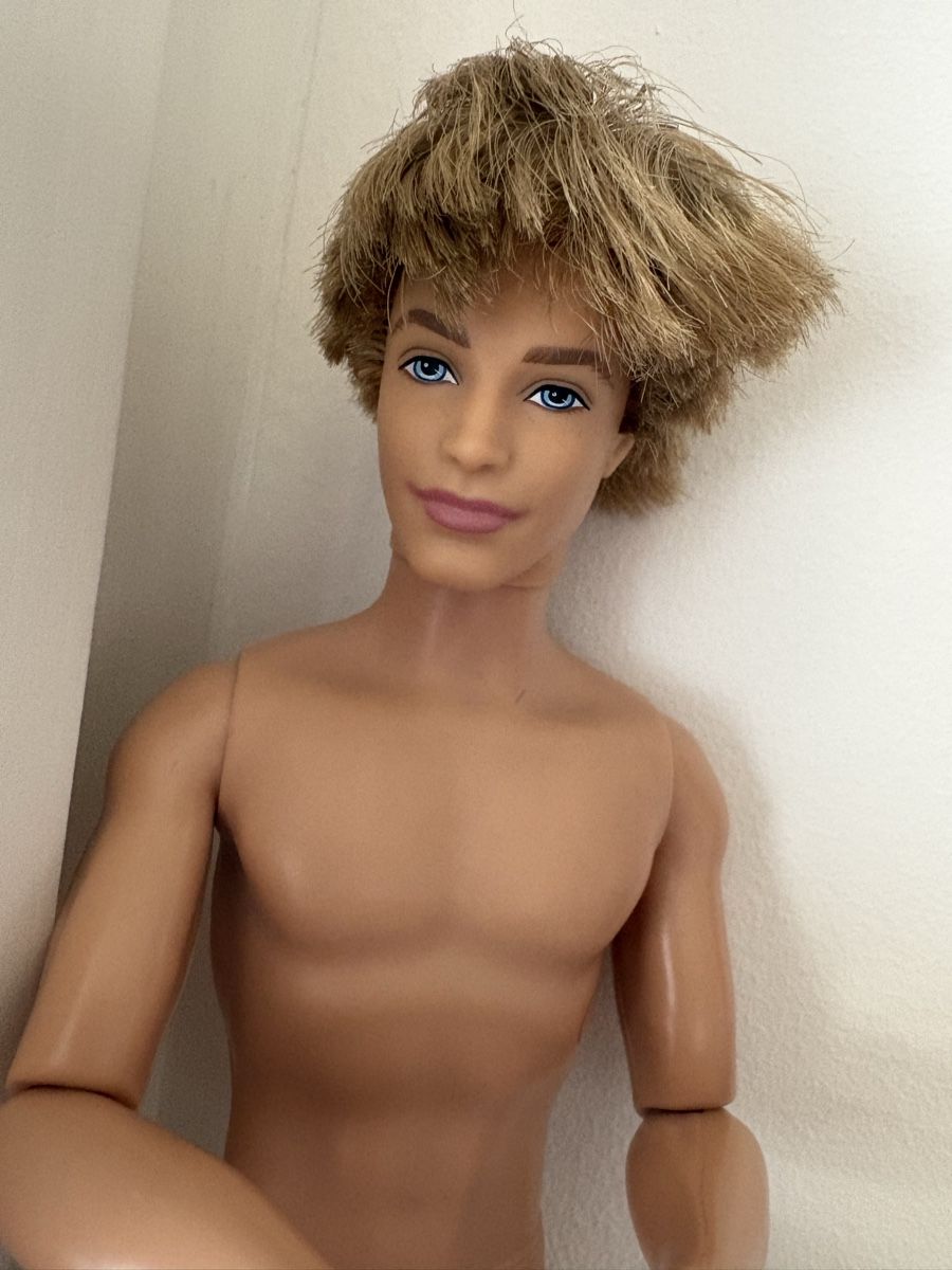 Puppen: Gelenkiger Blitzer Ken – Gebraucht aus Zürich von venusandmars 3