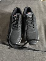 Sneakers Ellesse nere taglia 42 nuove