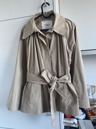 Short trench coat BA&SH (new-like)