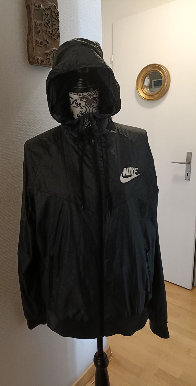 Jacken: Nicke Jacke, Windbreacker – Gebraucht aus Schaffhausen von sim_j822