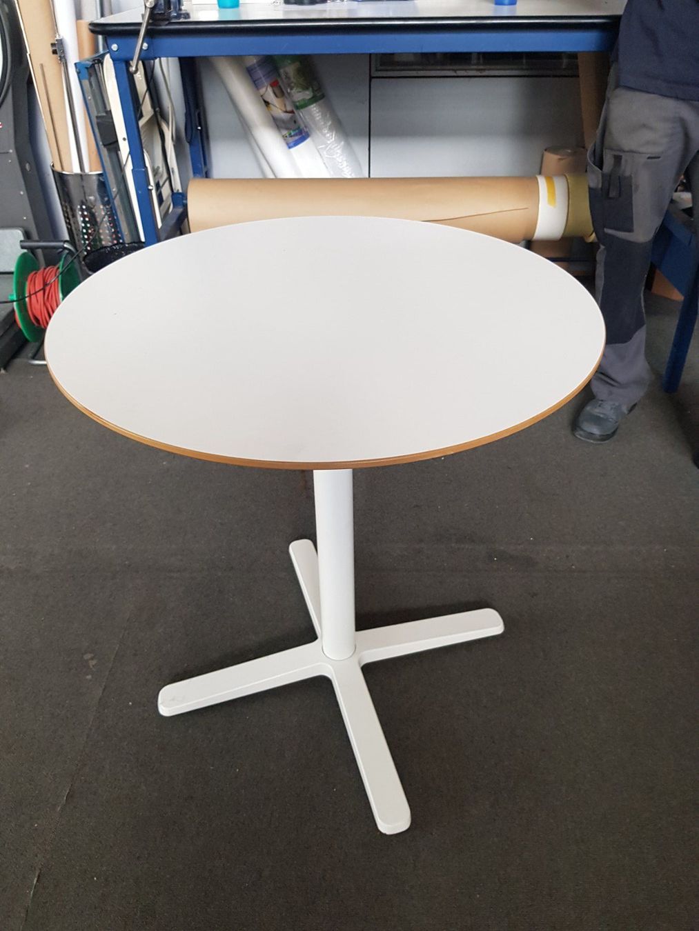 Tisch rund weiss IKEA Billsta (Gebraucht) in Münchenstein für CHF 20 – nur Abholung auf Ricardo kaufen