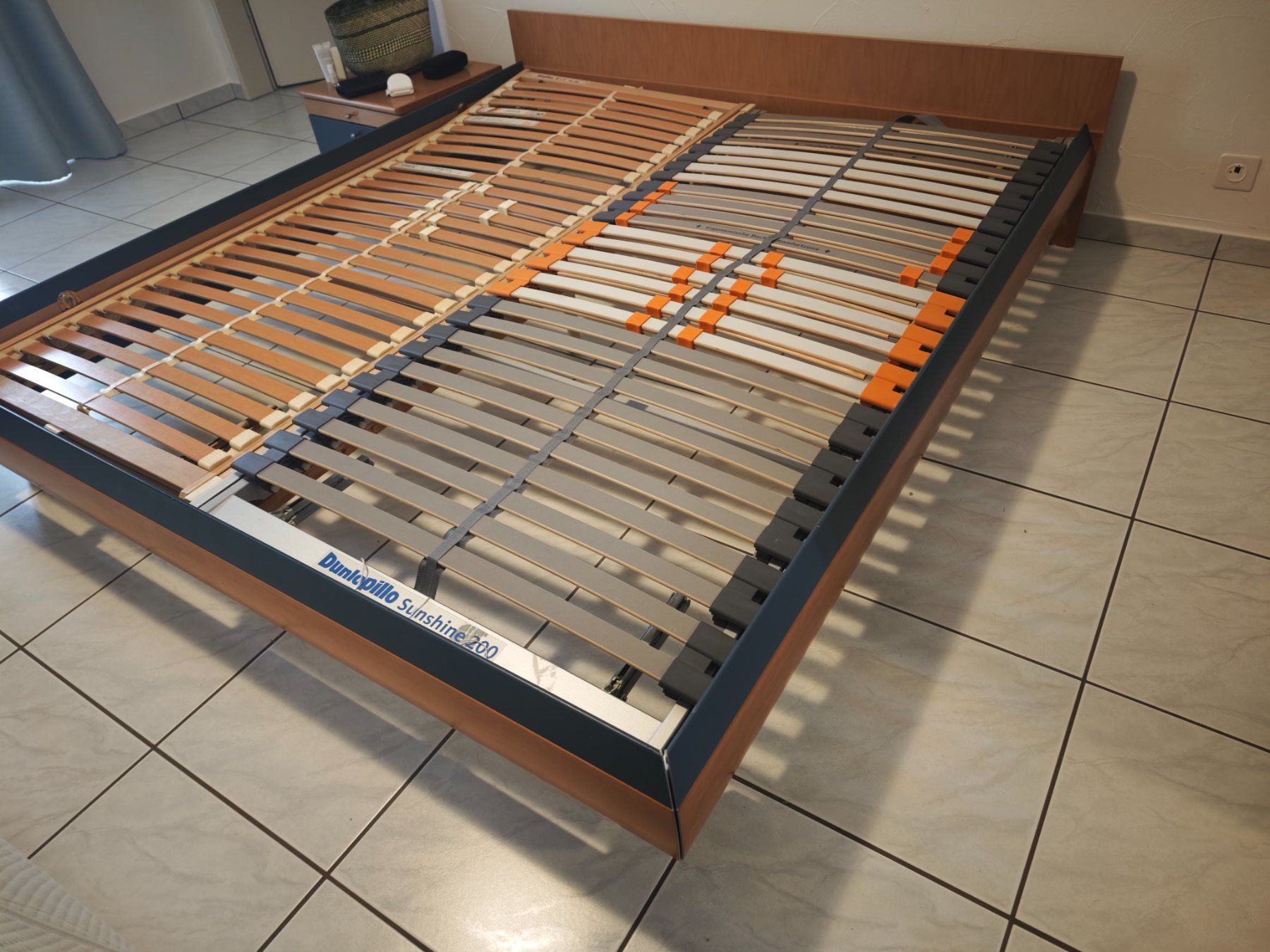 Betten: Bettgestell mit Rost – Gebraucht aus Sissach von Dieter5000