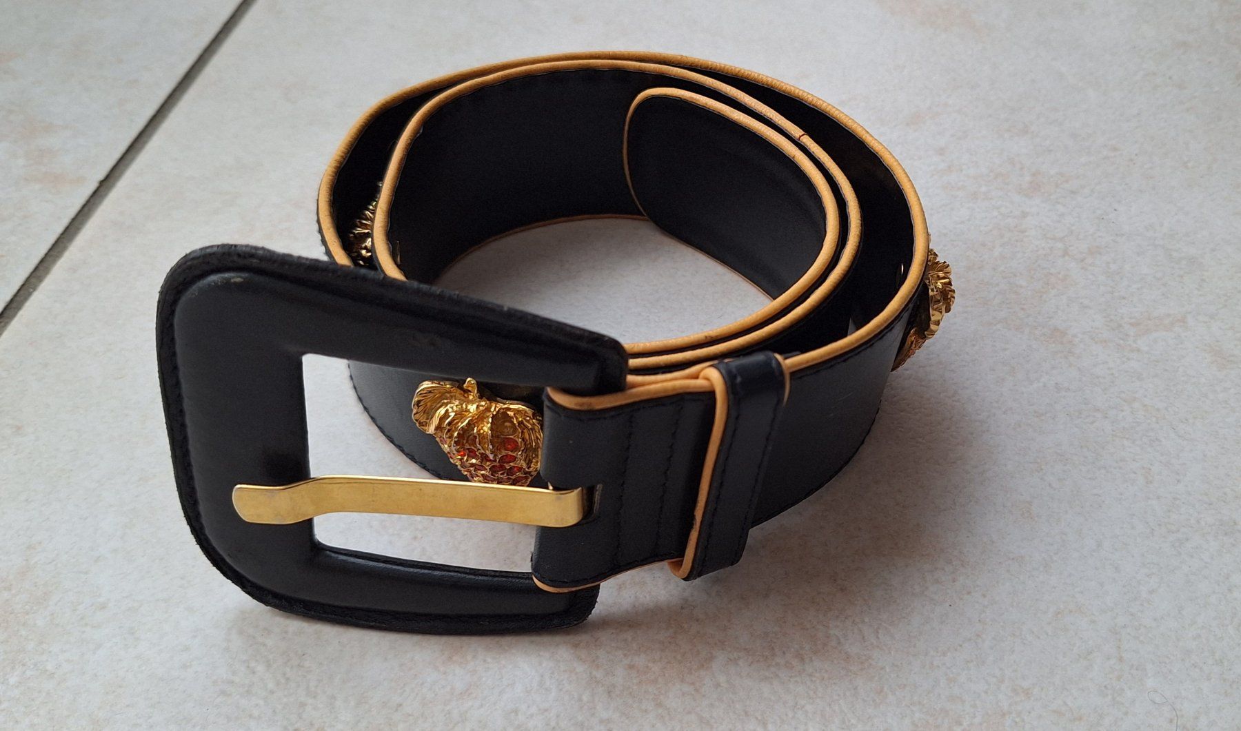 Escada Ceintures: Ceinture ESCADA Vintage – D'occasion à St-Triphon par Jldr0