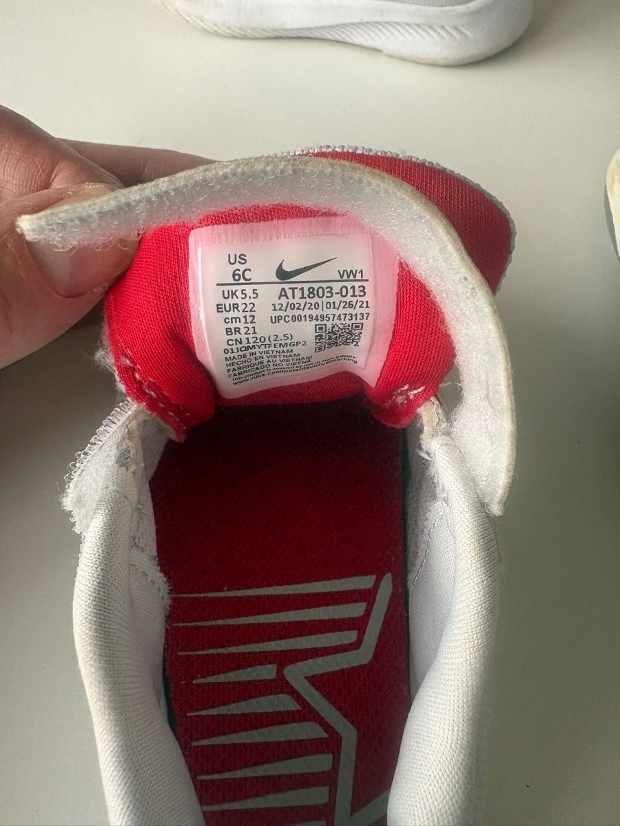 Nike Scarpe per ragazzi: Chaussures Nike Star Runner, taille 22 – Usato da Versoix venduto da Pti-pois 2