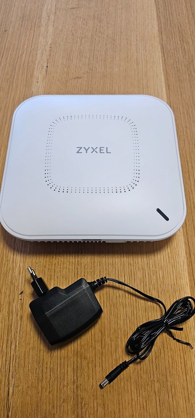 Zyxel WiFi: ZYXEL WAX650S Acess Point – Usato da Küttigen venduto da FuturePlanet