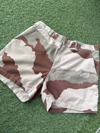 Shorts camouflage militaire anti-moustique Taille 88