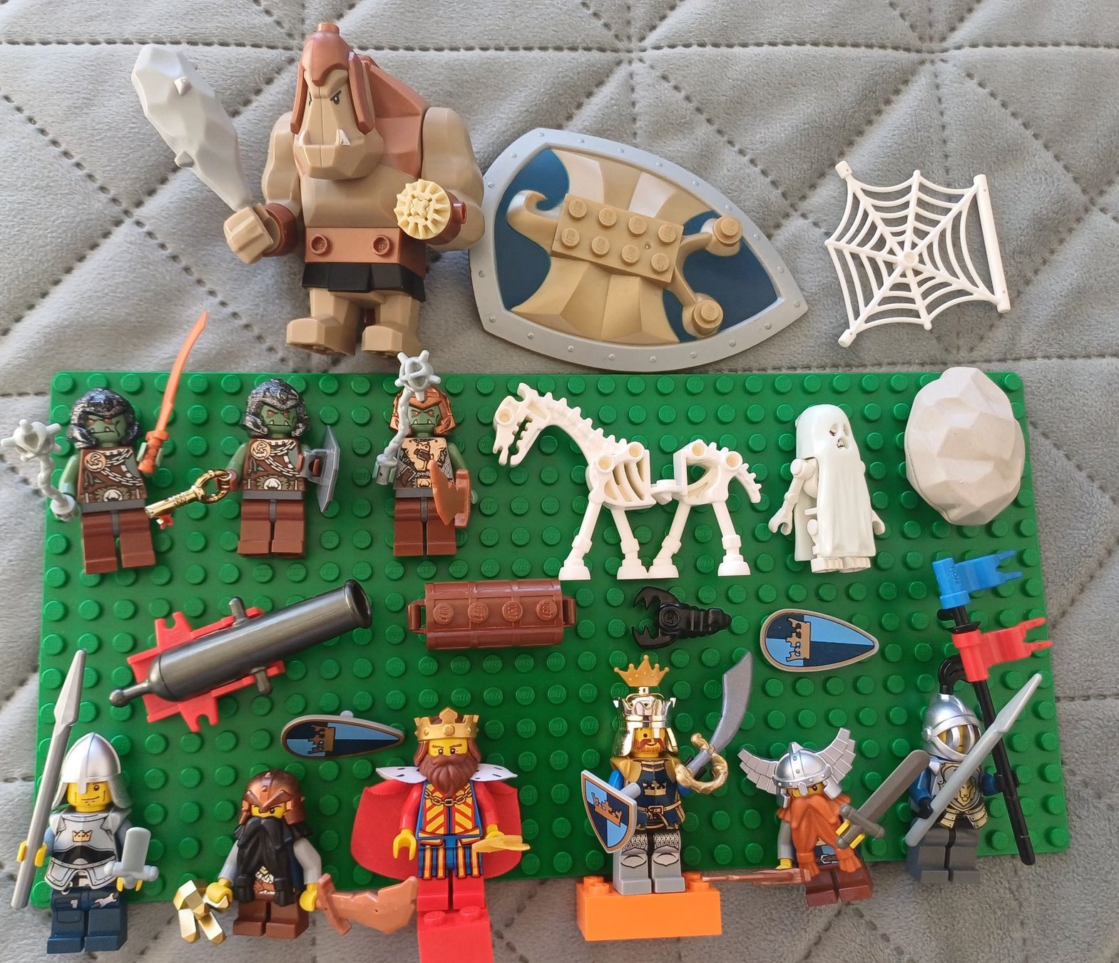 Lego Giocattoli: LEGO Castle : Re, troll, soldati – Usato da Minusio venduto da ele_gp89 1