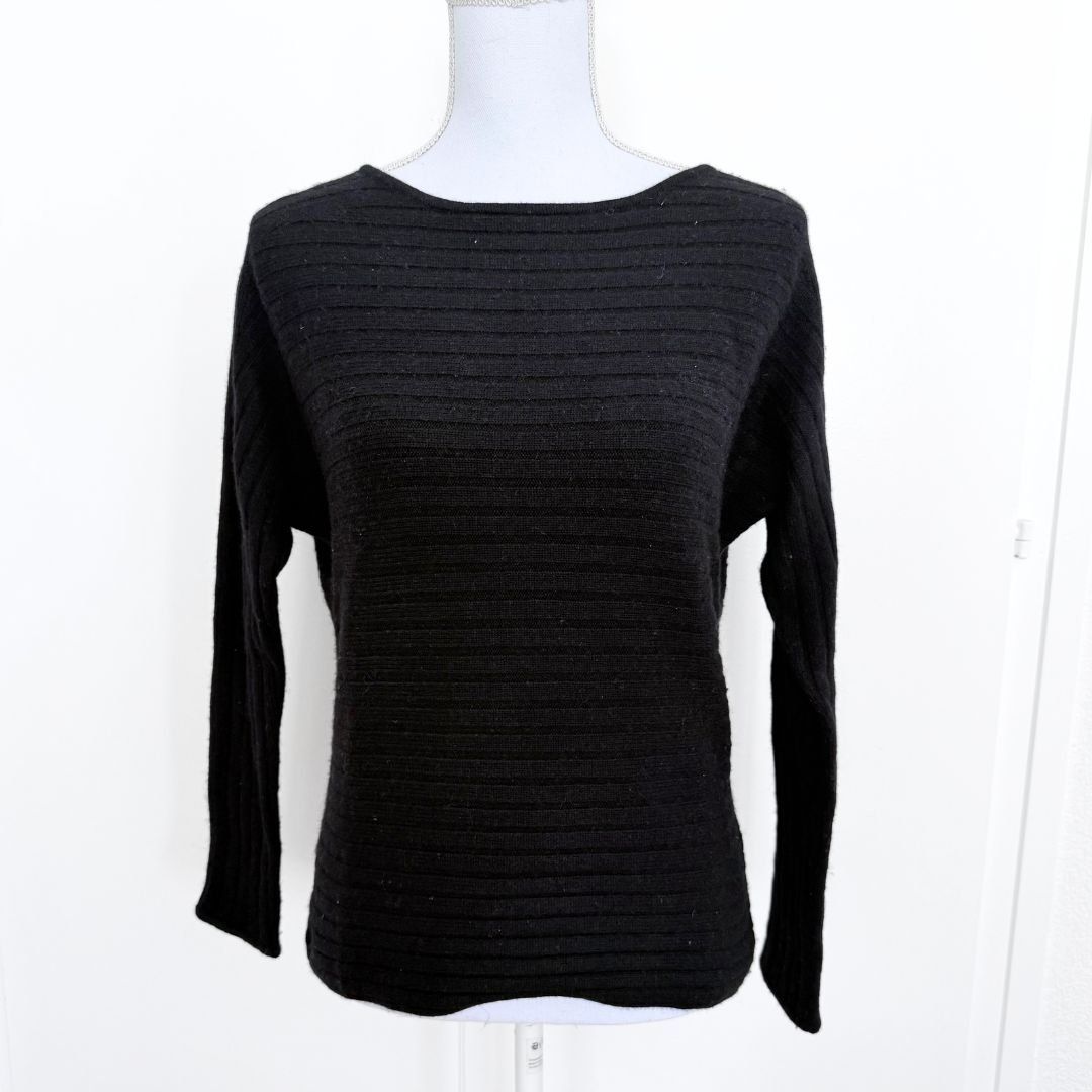 Uniqlo Maglioni & Felpe: UNIQLO Pull Noir - Taille S – Usato da Vevey venduto da secondlifevevey