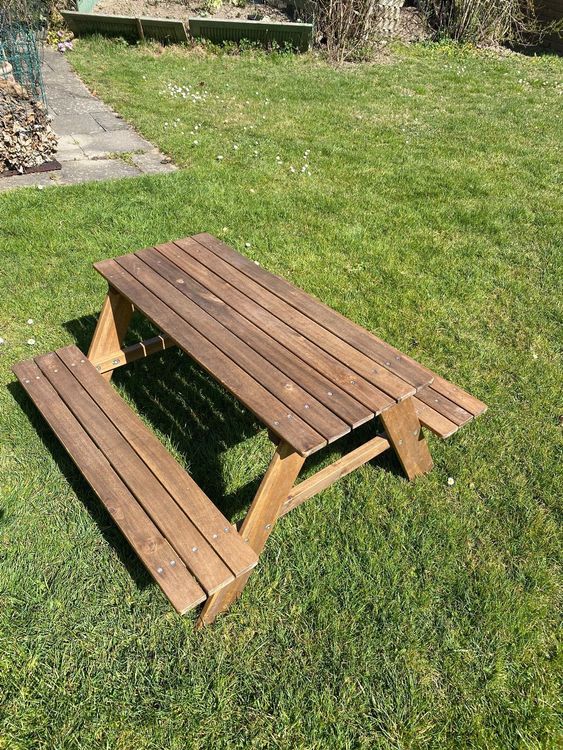 Kindertisch für den Garten, Festbank Kaufen auf Ricardo