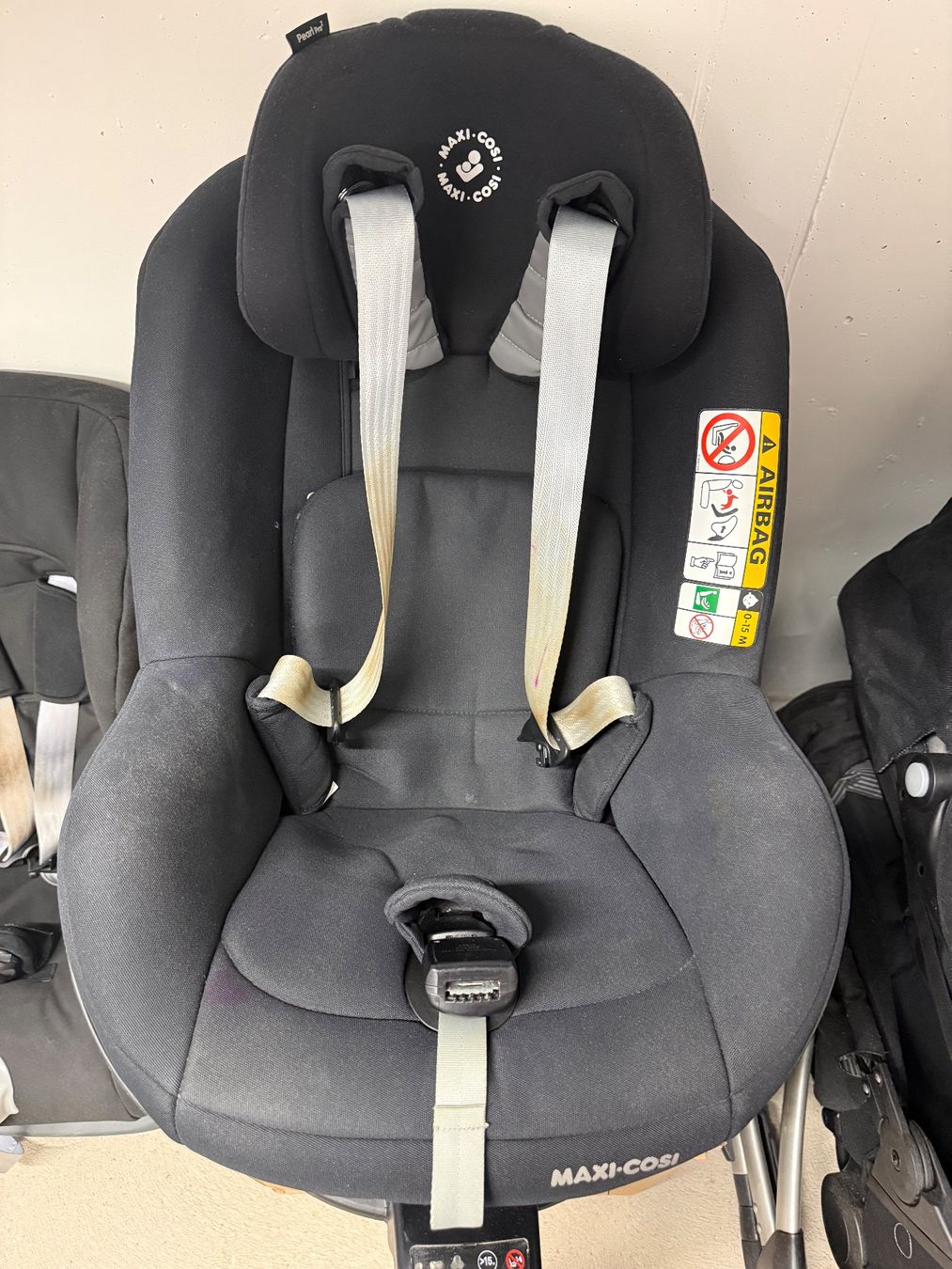 Maxi-Cosi Seggiolini per auto: Maxi-Cosi 2way Pearl mit Isofix – Usato da St. Gallen venduto da mirnes84 4