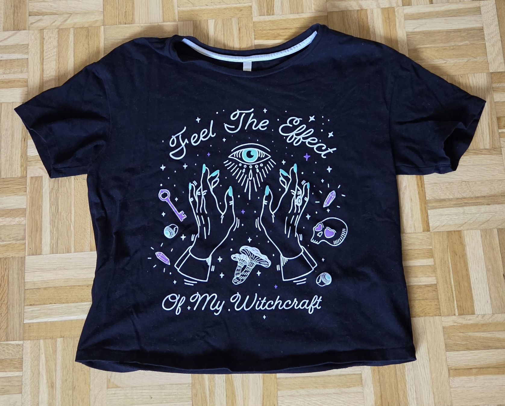 T-shirts: Witchcraft T-Shirt – D'occasion à Sennhof (Winterthur) par Hirnschmadder-1