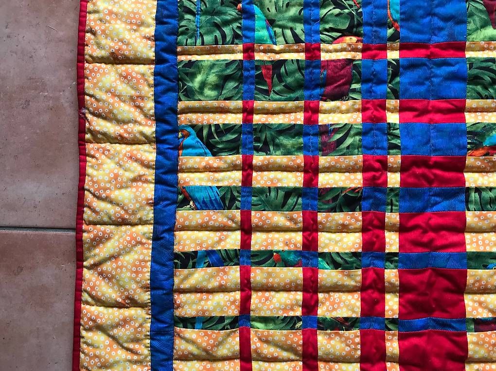 Teppiche: Tapis mural aux oiseaux en patchwork – Gebraucht aus Estavayer-le-Lac von mar_2s6b 2