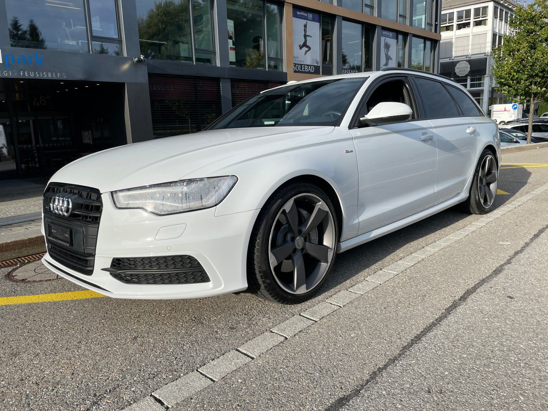 Audi Automobili: AUDI A6 Avant 3.0 BiTDI V6 quattro tiptronic – Usato da Schindellegi venduto da GCT_AG_Autos