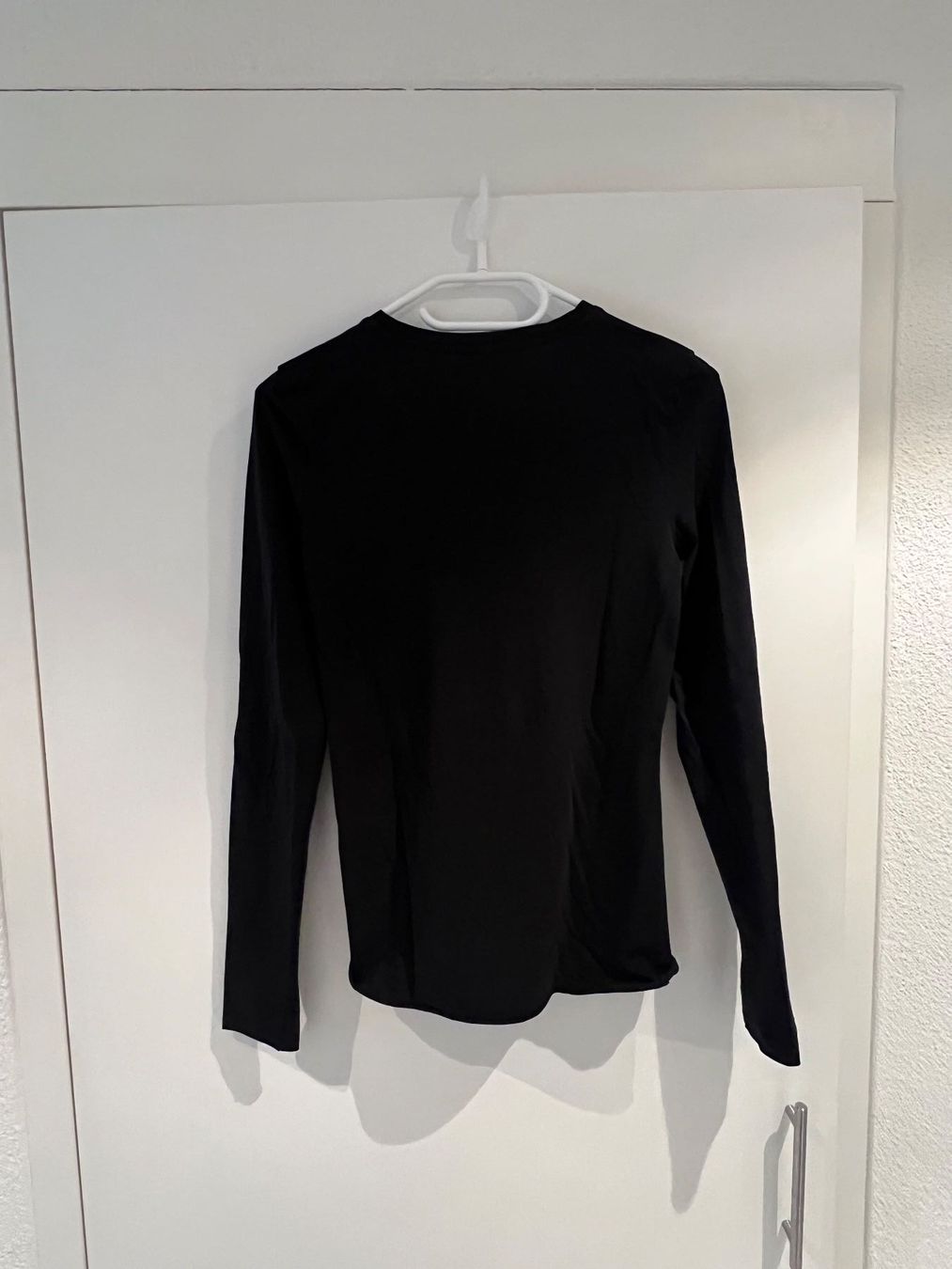 Arket T-shirt: Arket Longsleeve – Usato da Dielsdorf venduto da Anthony111 4