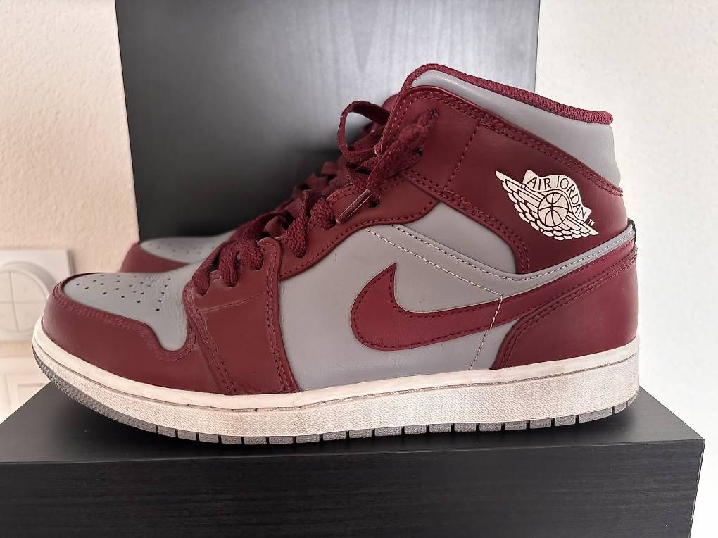 Chaussures hommes: Jordan 1 Mid - Gr. 43 – D'occasion à Buchrain par lev_c98m 1
