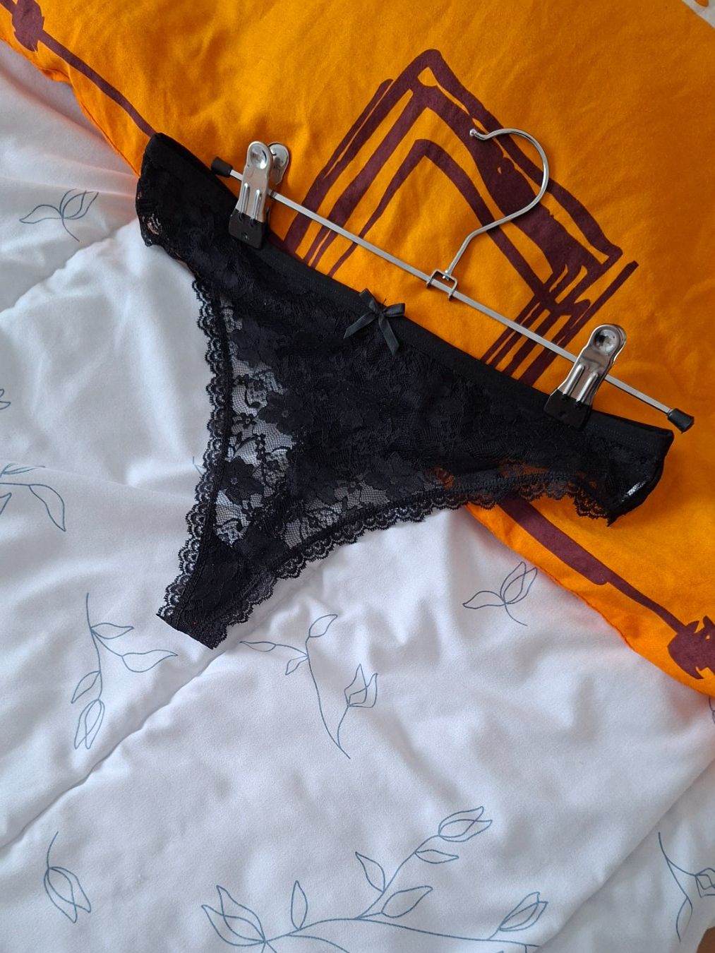 Altra biancheria intima: 1 schöner  Spitzen Tanga gr L – Nuovo (secondo la descrizione) da Reinach AG venduto da nicki024 1