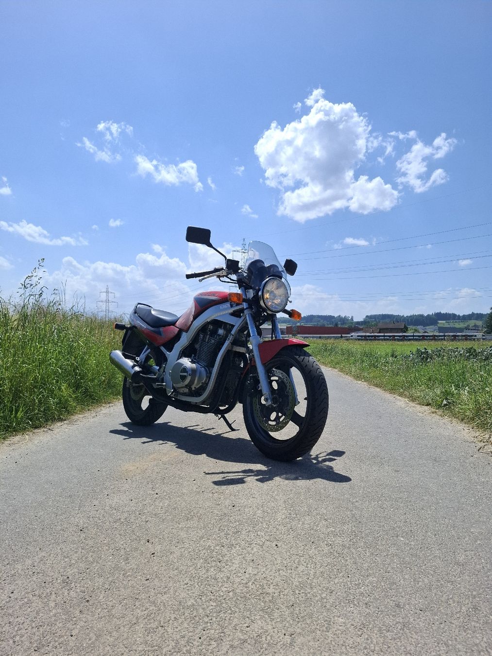 Suzuki Strada: Suzuki GS 500 E top Zustand – Usato da Rotkreuz venduto da Babo21 1