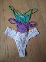 Strings, Grösse S, verschiedene Farbe