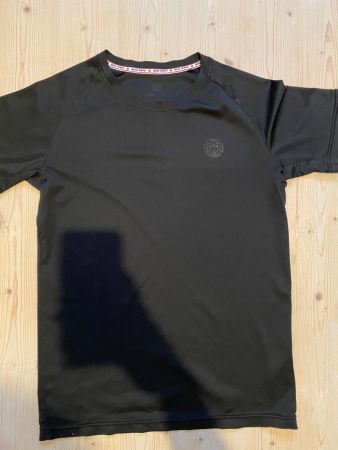 T-shirt de sport Bidi Badu (size S)