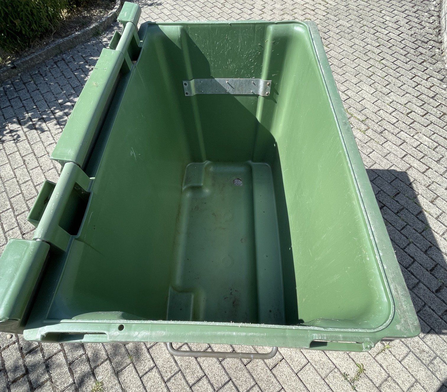 Altro: Otto Suisse Abfallcontainer, 660 Liter – Usato da Gretzenbach venduto da Aktion6 3