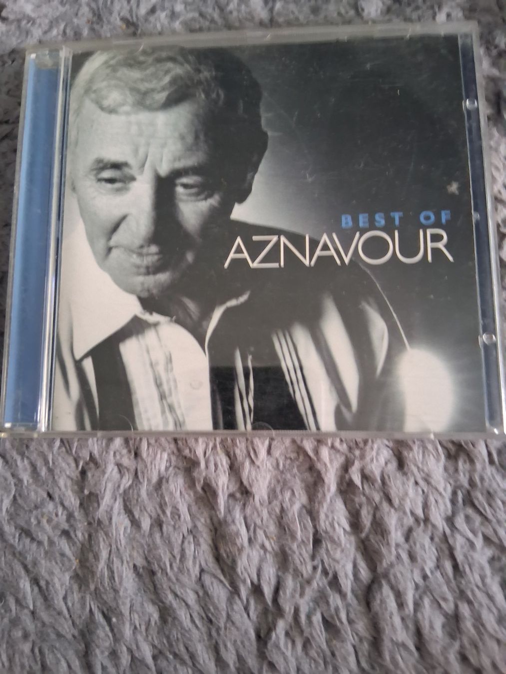 CDs: AZNAVOUR     BEST OF     CD – Gebraucht aus Wetzikon ZH von Ramones01