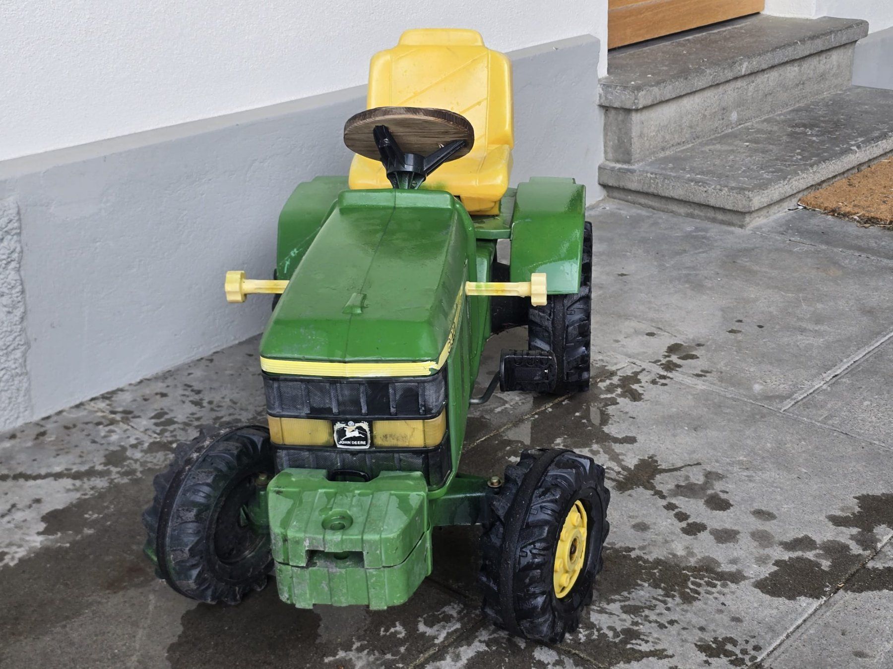 John Deere Veicoli per bambini: John Deere Kinder Trettraktor 6410 – Usato da Detligen venduto da habr