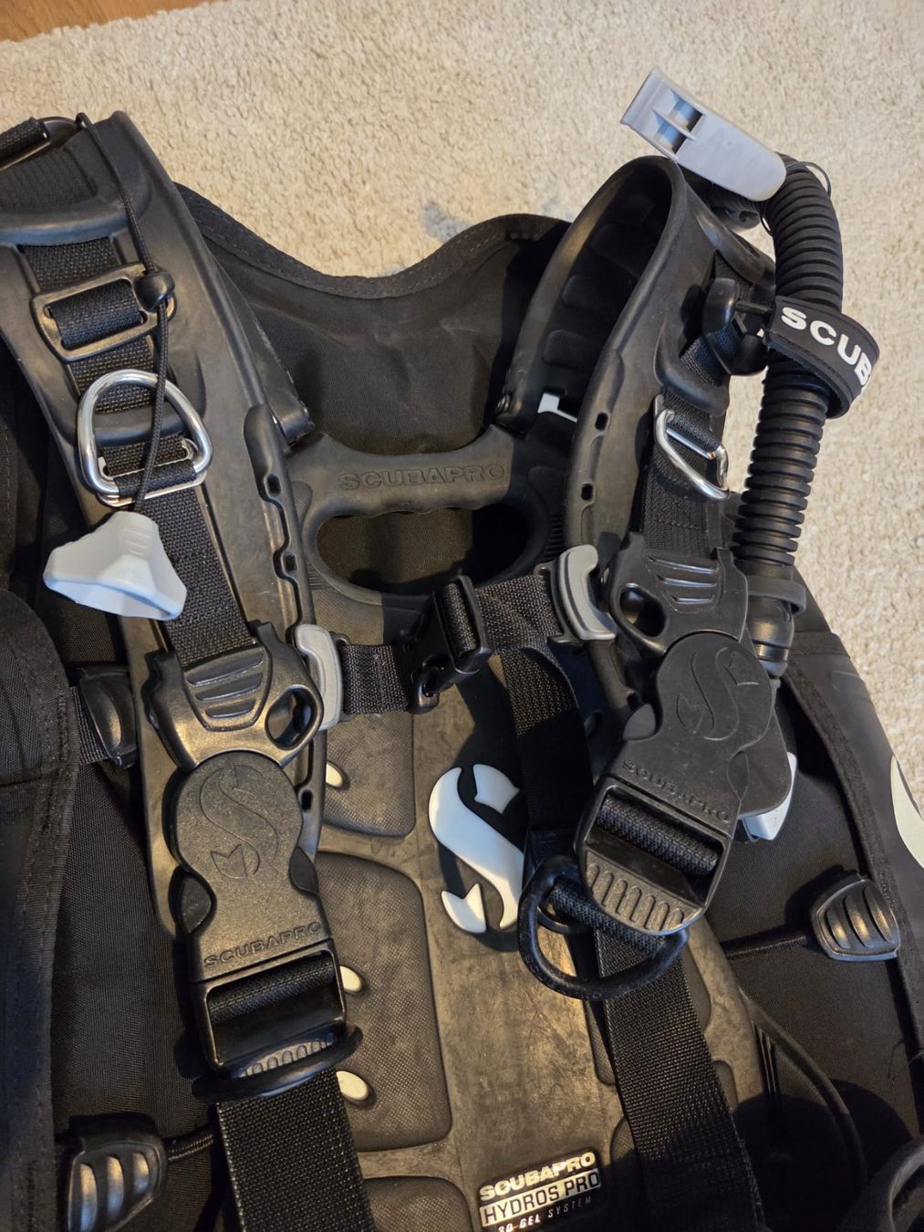 Scubapro Tauchanzüge: BCD Scubapro Hydros Pro Schwarz Men S – Gebraucht aus Kloten von Konfuzius7 8