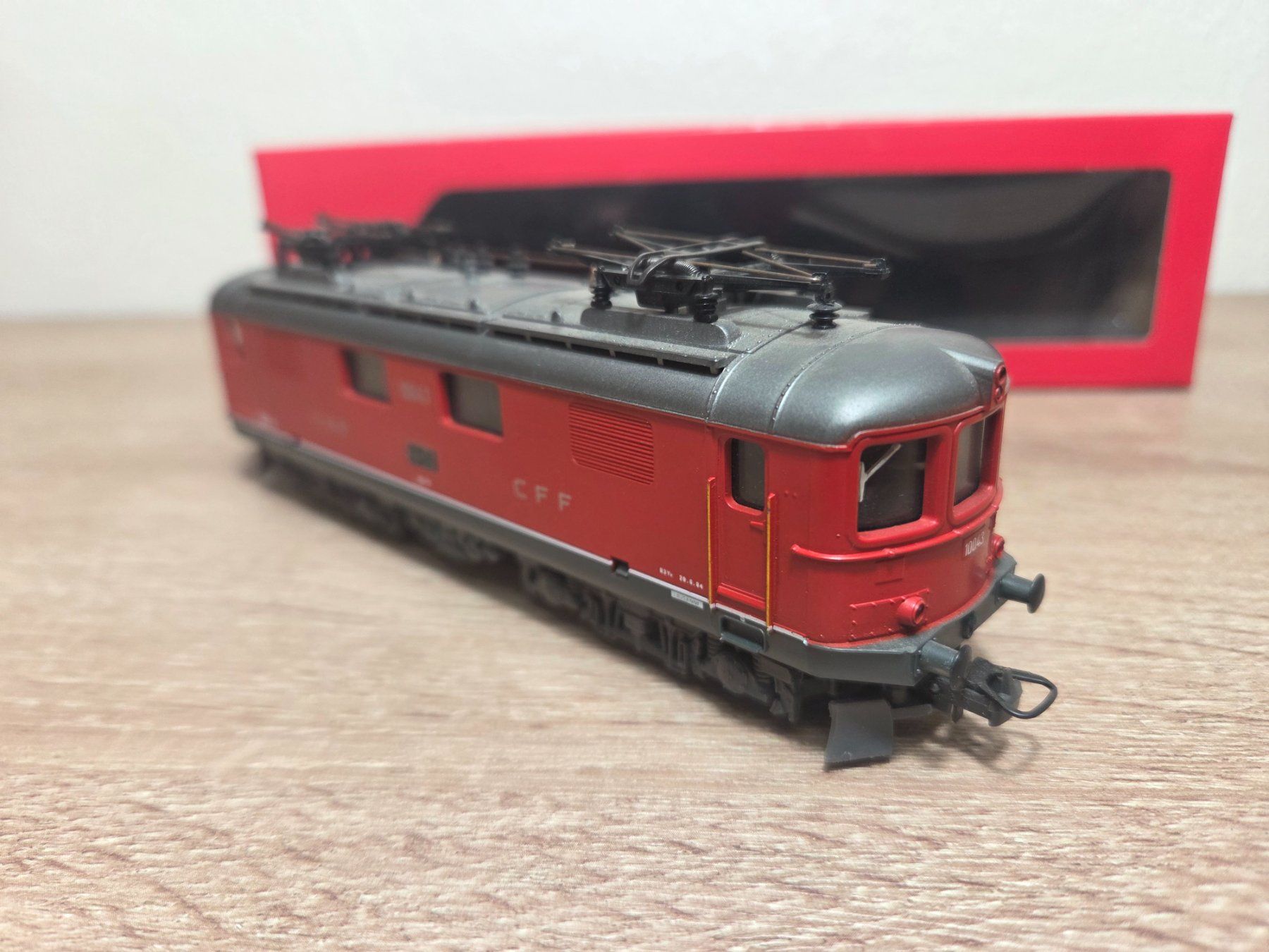Lima Modelleisenbahnen: Lima 10043 E-Lok Re 4/4 SBB H0 – Gebraucht aus St-Aubin-Sauges von Lo_Go 3