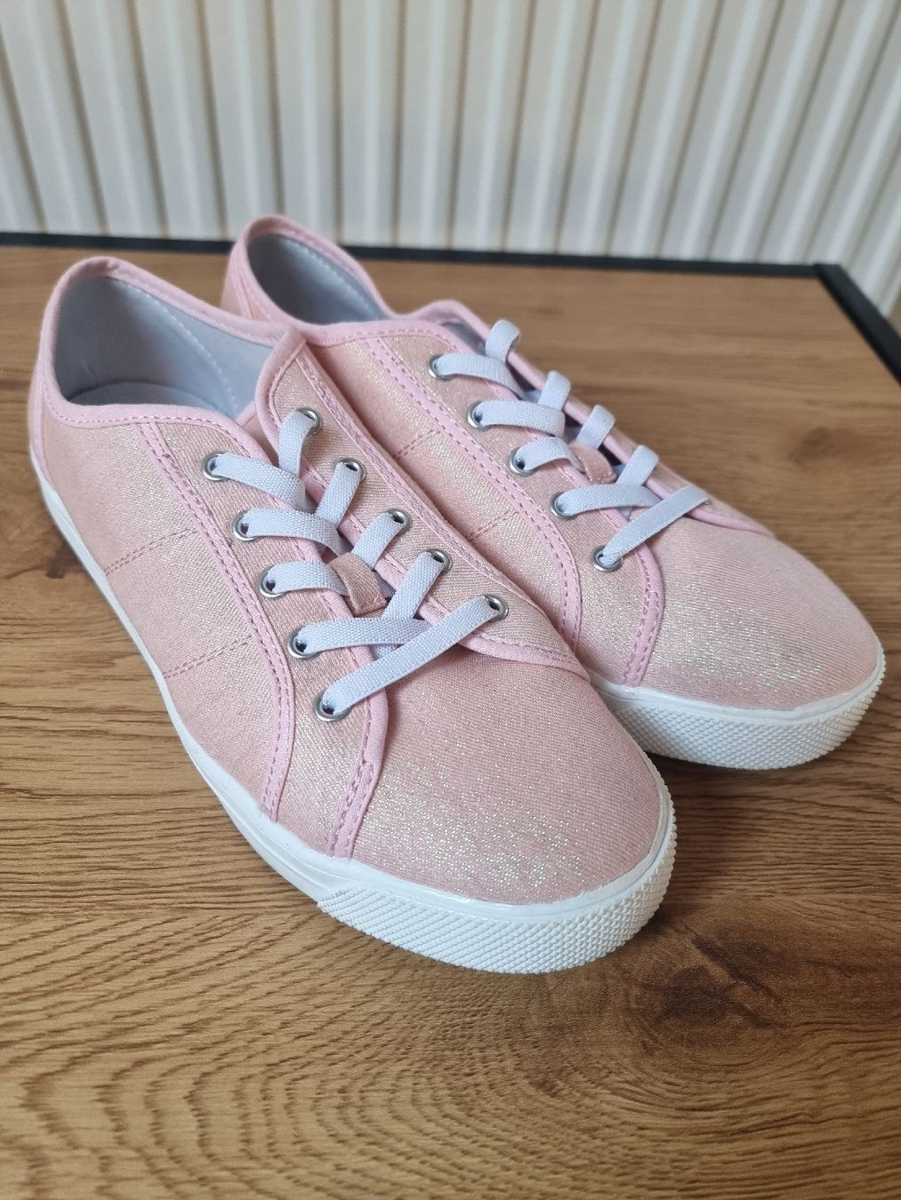 Scarpe da donna: Rosa Stoffschuhe mit Glitzereffekt, Gr. 39 – Usato da Interlaken venduto da NataliiaS 6