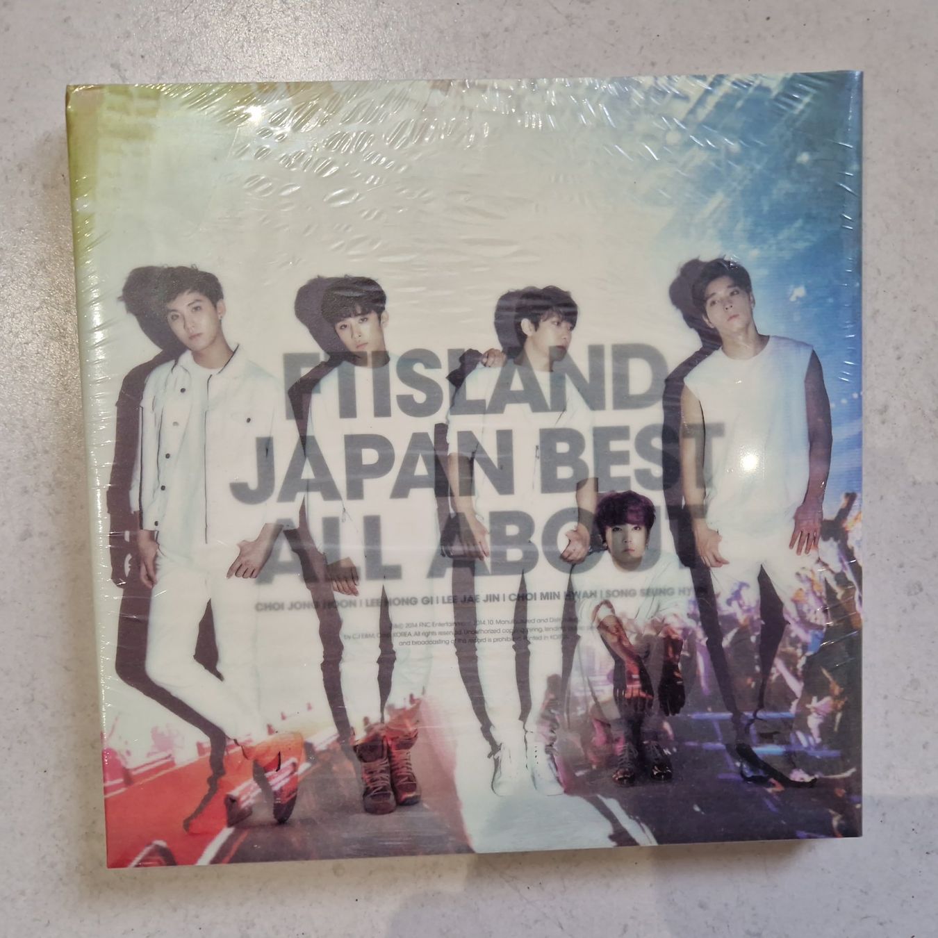 CD: FTISLAND - JAPAN BEST: ALL ABOUT – Nuovo e nell'imballaggio originale da Yverdon-les-Bains venduto da Tabbysujo