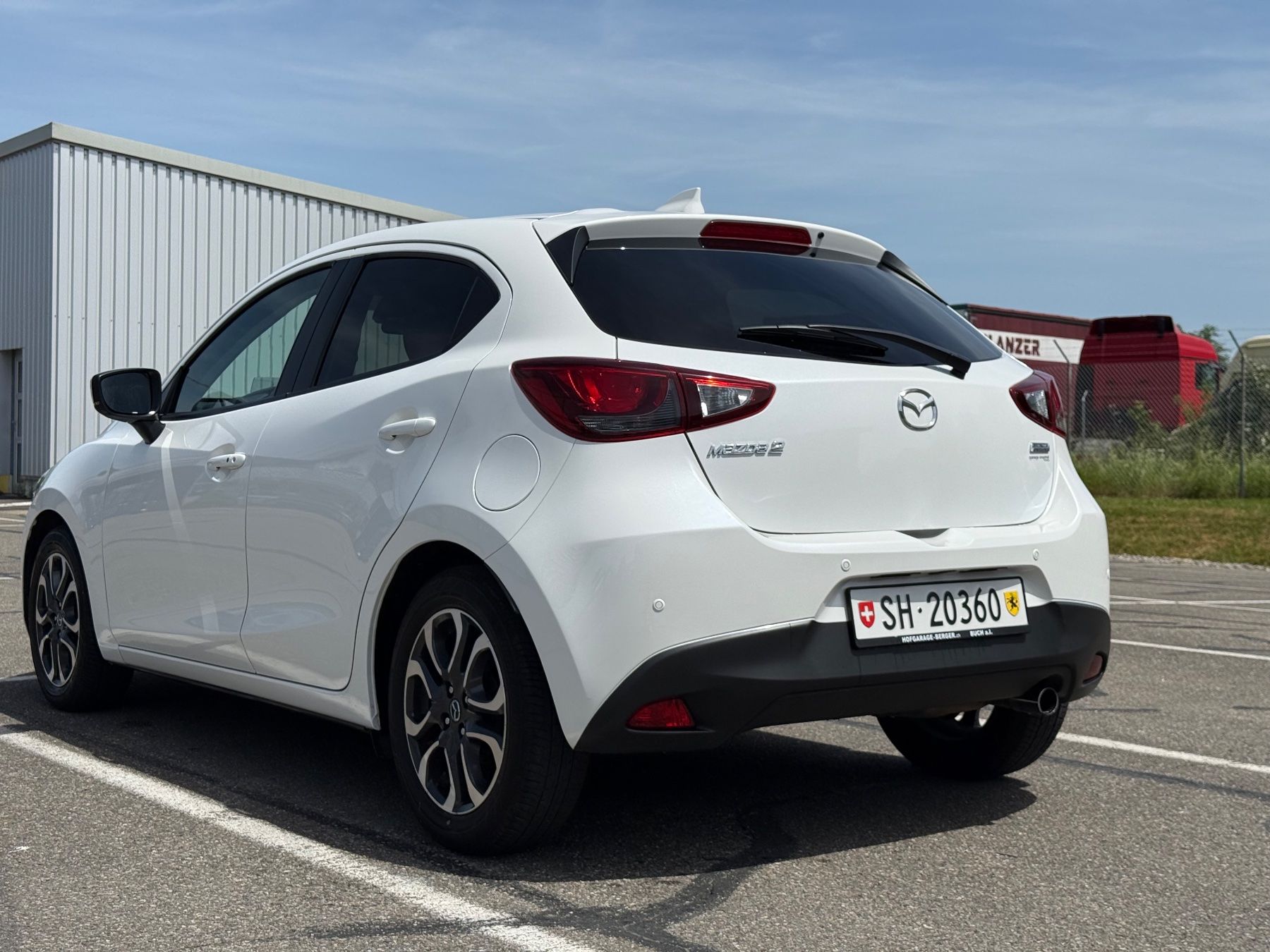 Mazda Automobili: Mazda 2 SkyG 115 | top Zustand | – Usato da Schaffhausen venduto da ralf0711 1