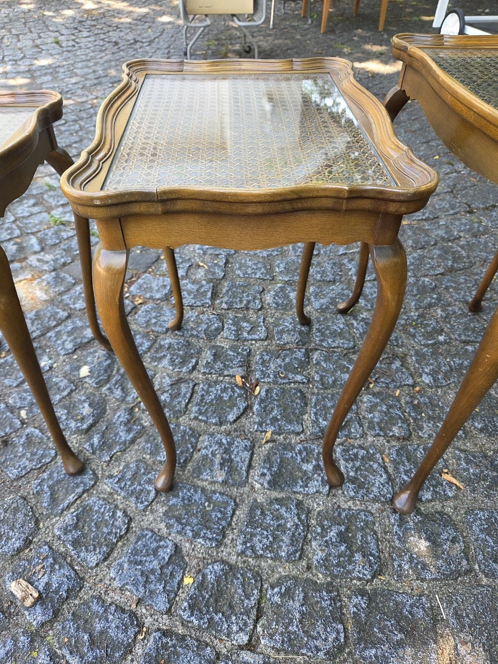 Set di tavolo e panche: antike Beistelltische Set – Usato da Wädenswil venduto da weihpos 5