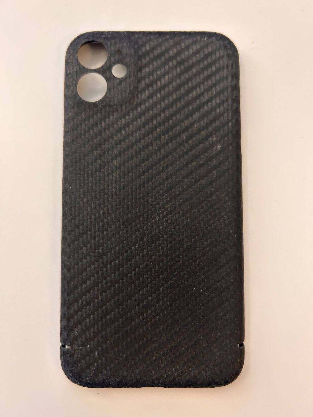 Cover & Protezioni schermo: Filono iPhone 11 Echtcarbon Cover – Usato da Zürich venduto da Sam_2x7q 1