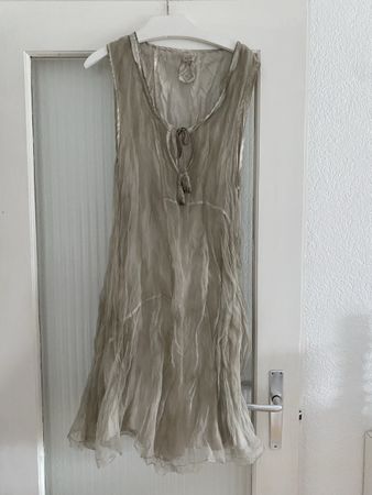 Nile robe taille L