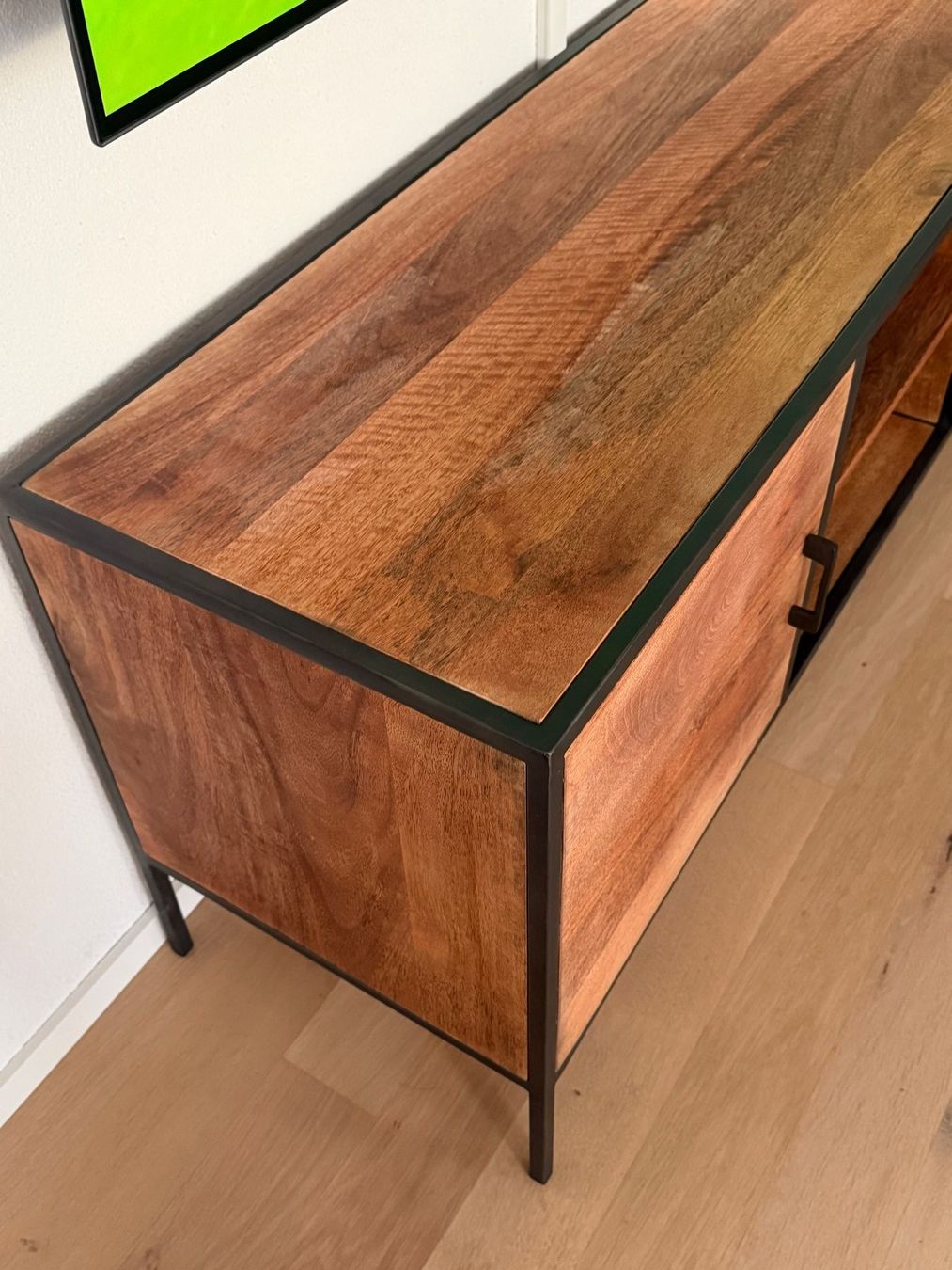 Micasa TV Möbel: Mangoholz Lowboard – Gebraucht aus Dübendorf von kmag-20 2