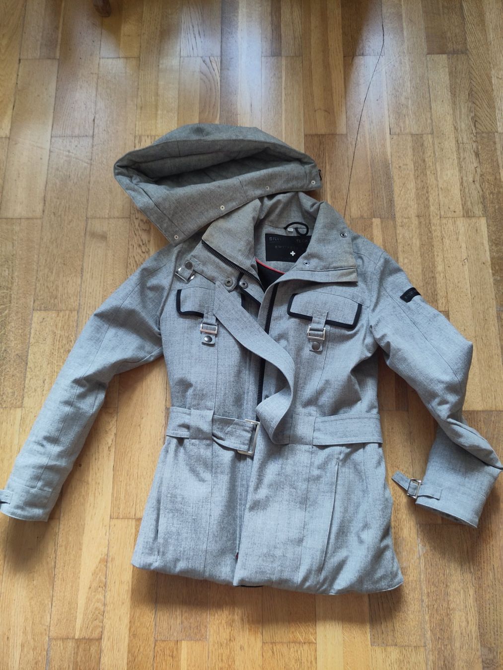 Giacche: SCHWEIZER JACKE-SKIJacke SILVERTAG-TECH - 34 - viele Gadgets – Usato da Zürich venduto da Bischosa 1