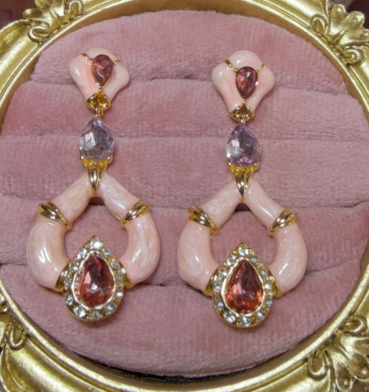 Orecchini pendenti & Orecchini a lobo: Boucles d’oreilles Éclat Rosaline – Nuovo e nell'imballaggio originale da St-Maurice venduto da Sandrinette123