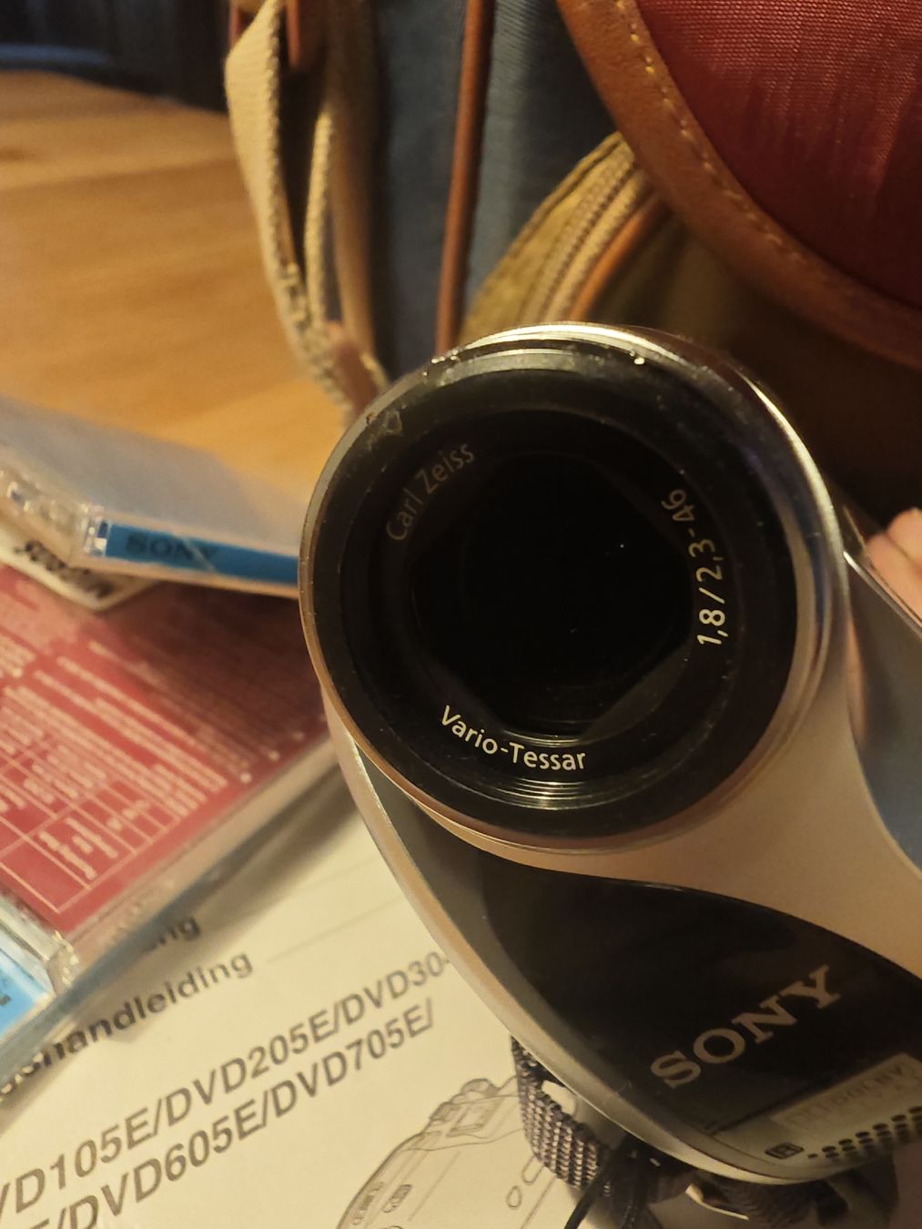Sony Videocamere: Camcorder von Sony an Bastler – Usato da Engwang venduto da mumbi88 5