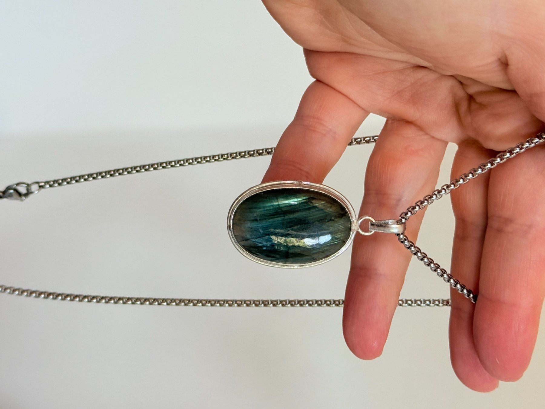 Ketten: Collier avec labradorite - Élégant & Naturel! – Neu und originalverpackt aus Genève von AWWA 8
