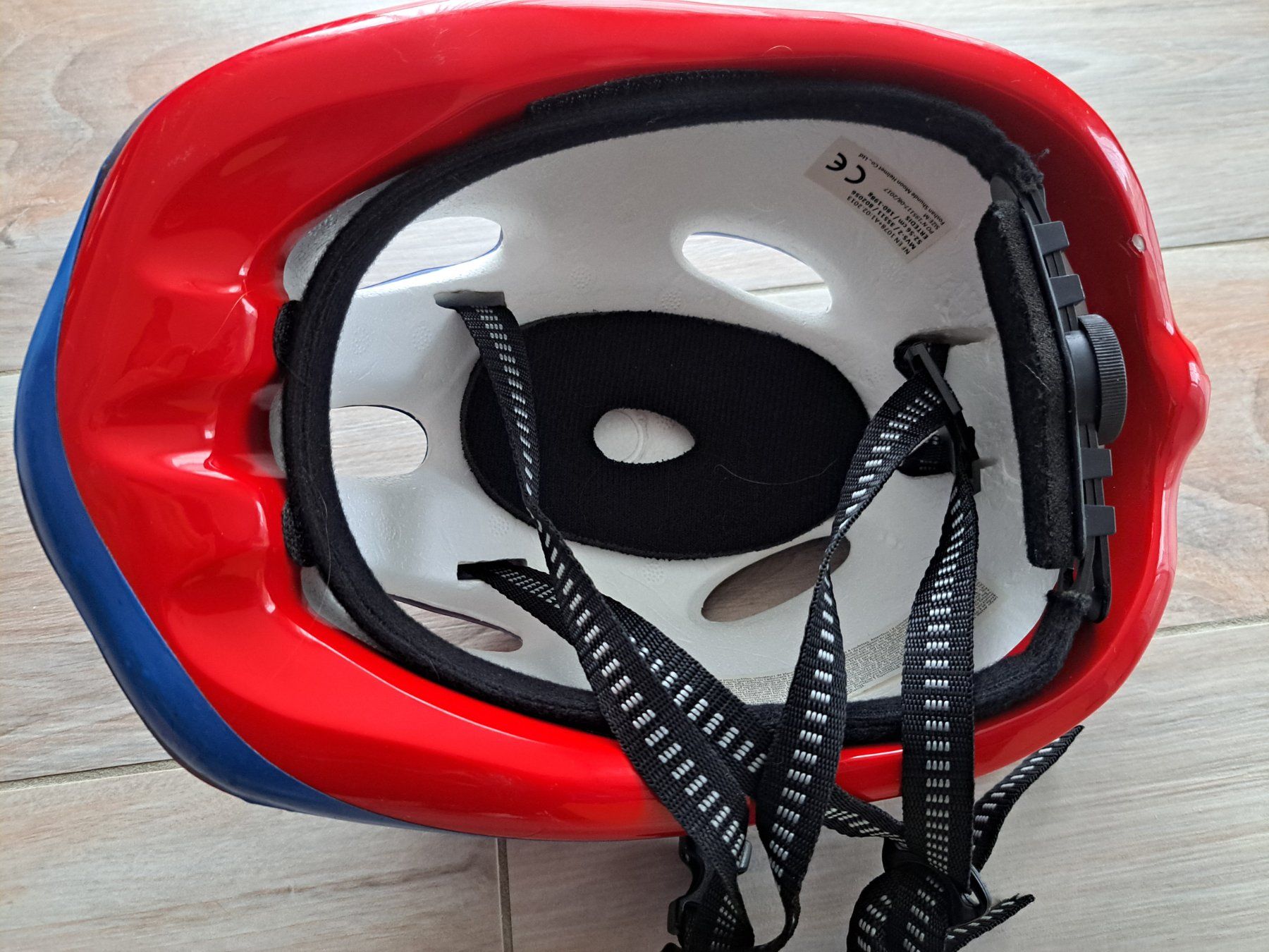 Caschi: Casque vélo enfant taille 52-56cm – Usato da Marly venduto da Mumu1723 1