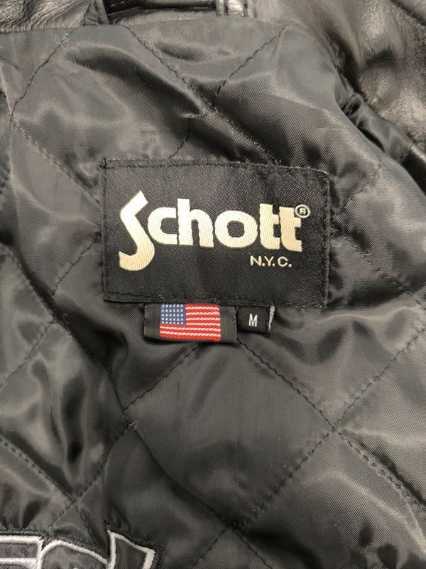 Jacken: SCHOTT Lederjacke – Gebraucht aus Rüti ZH von Restwert_Rueti_ZH 4