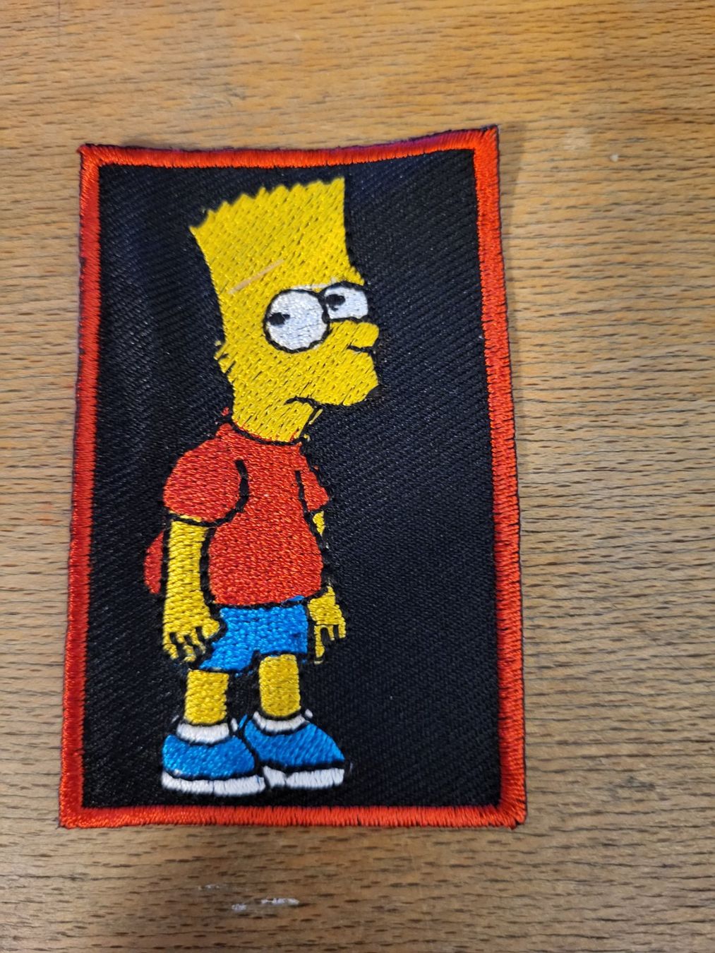 Toppe: Aufnäher Bart Simpson – Nuovo e nell'imballaggio originale da Thun venduto da Kissthis