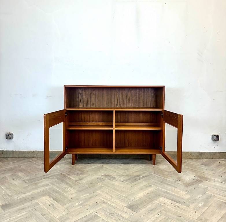 Cassettiere: Mid Century dänisches teak Sideboard – Usato da basel venduto da vintory.ch 2