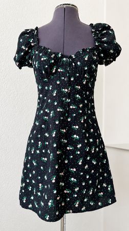 🌸 Divided Sommerkleid – Grösse 36 – wie neu 🌸