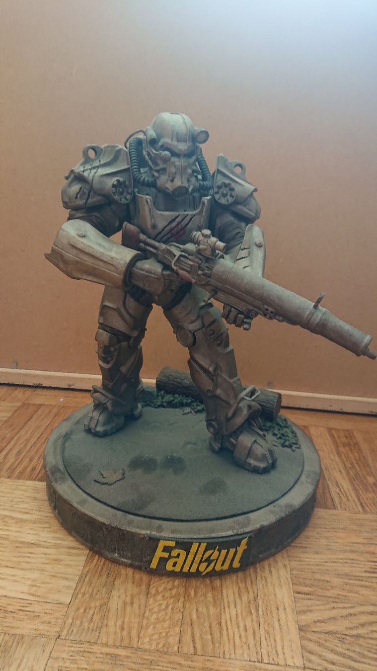 Statuette: Fallout Maximus Figur, Sammlerstück – Usato da Chur venduto da FreakofRarity 1