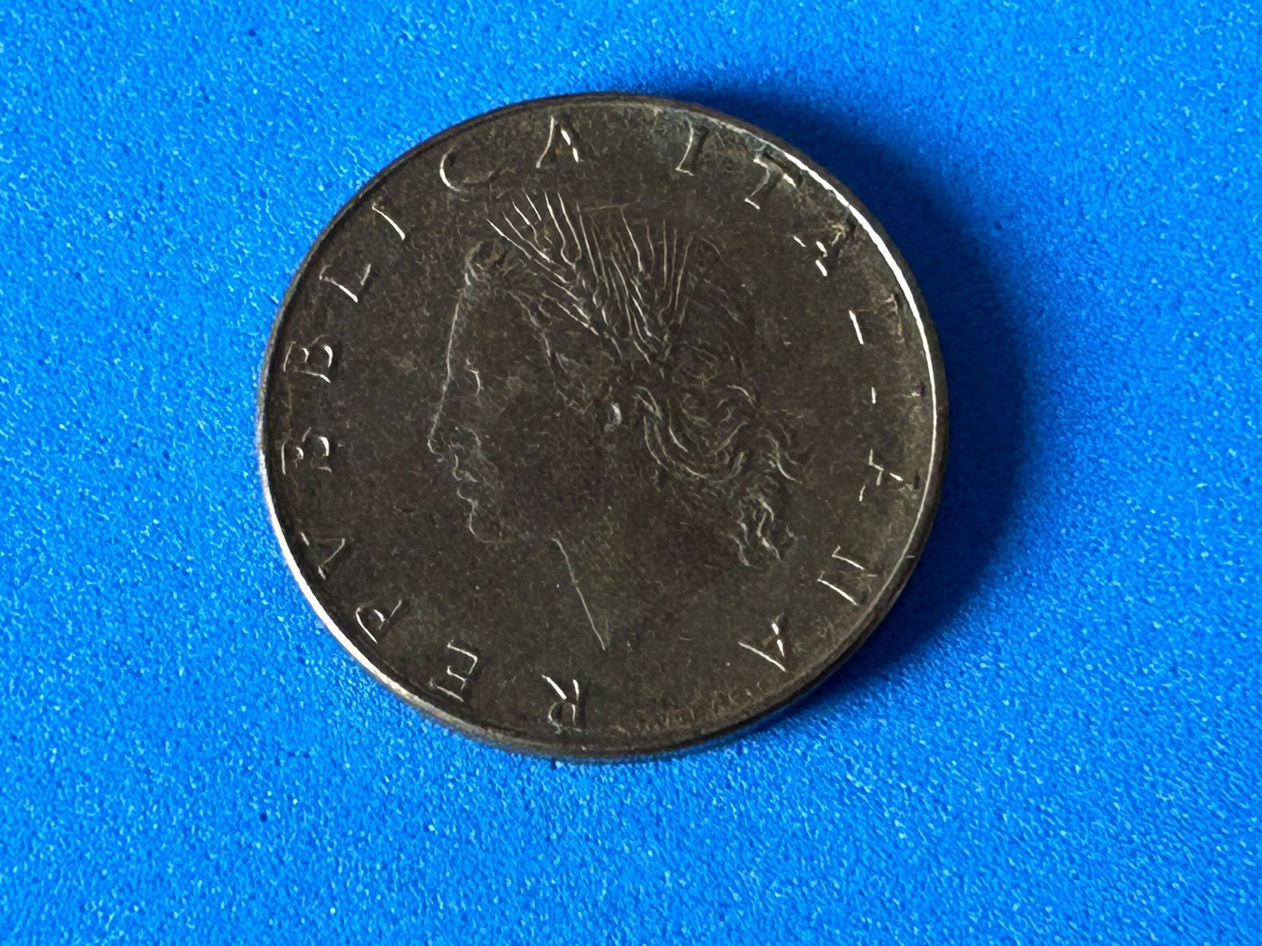 Tutti le monete: Italy - 20 Lire 1975 – Usato da Corcelles NE venduto da AJKader 7
