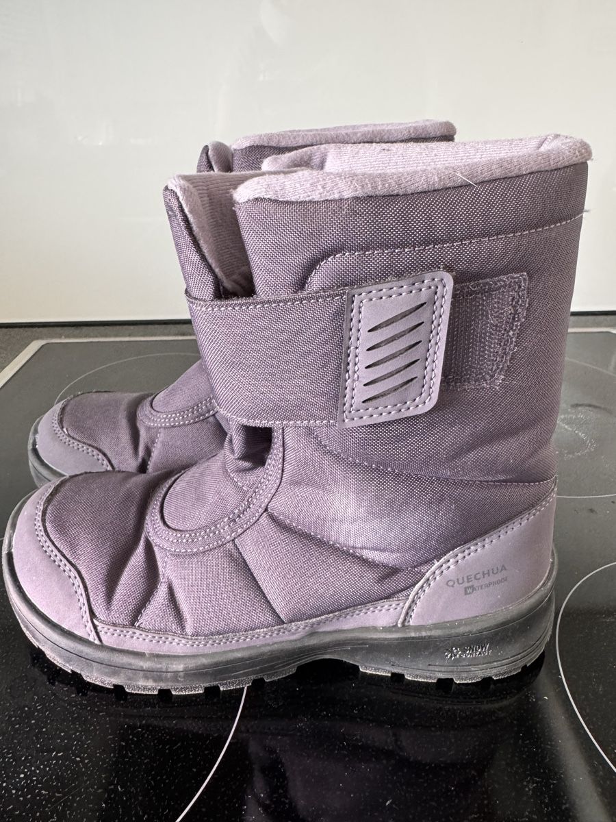 Decathlon Scarpe per ragazze: Winterstiefel 36 – Nuovo (secondo la descrizione) da Schlieren venduto da Fam.Baumi